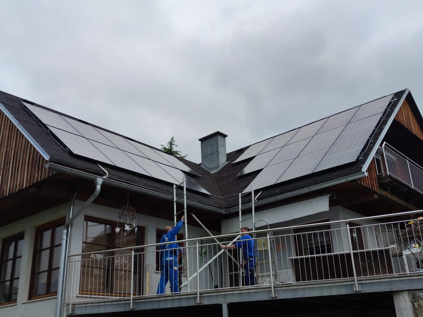 WhatsApp Image 2025-12-22 at 19.47.45f